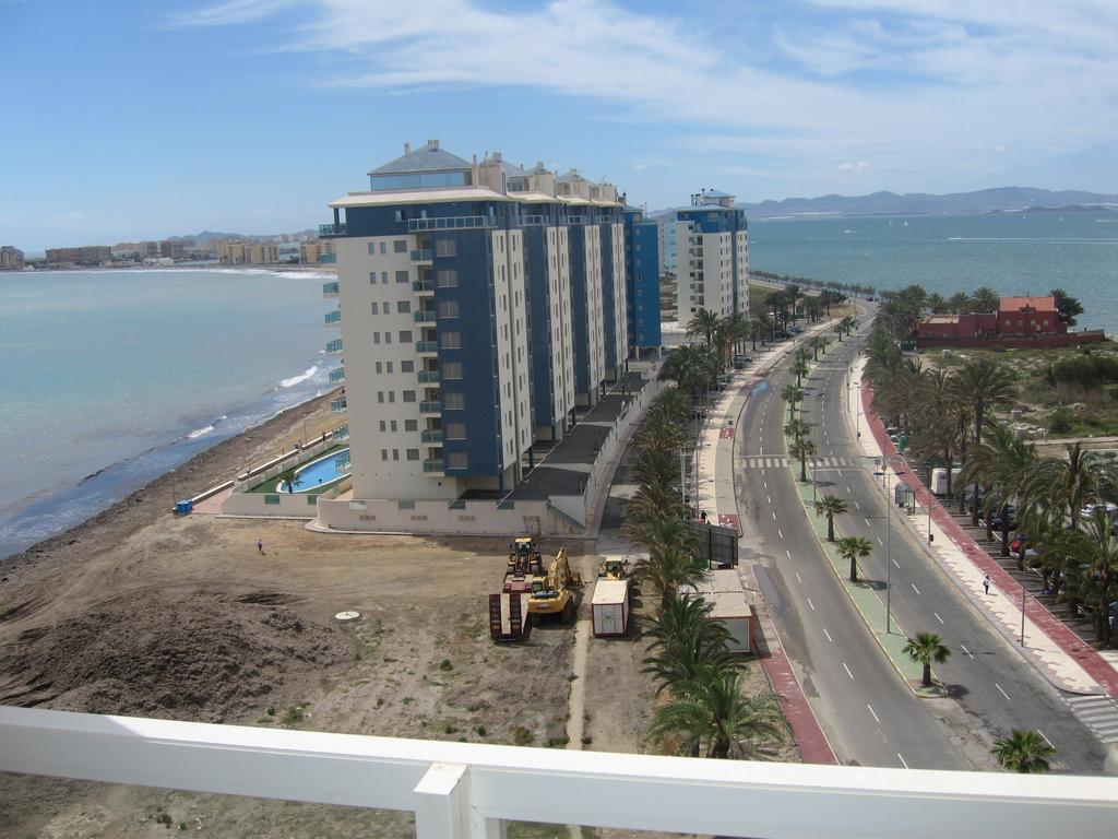 Apartamentos Punta Cormoran La Manga del Mar Menor Luaran gambar
