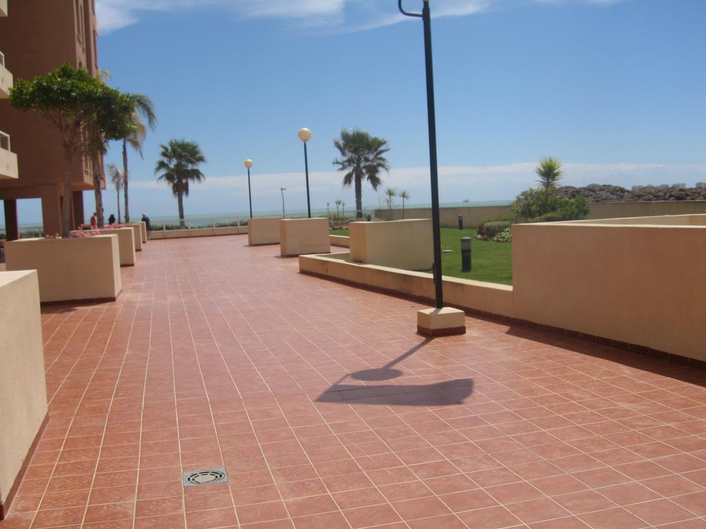 Apartamentos Punta Cormoran La Manga del Mar Menor Luaran gambar