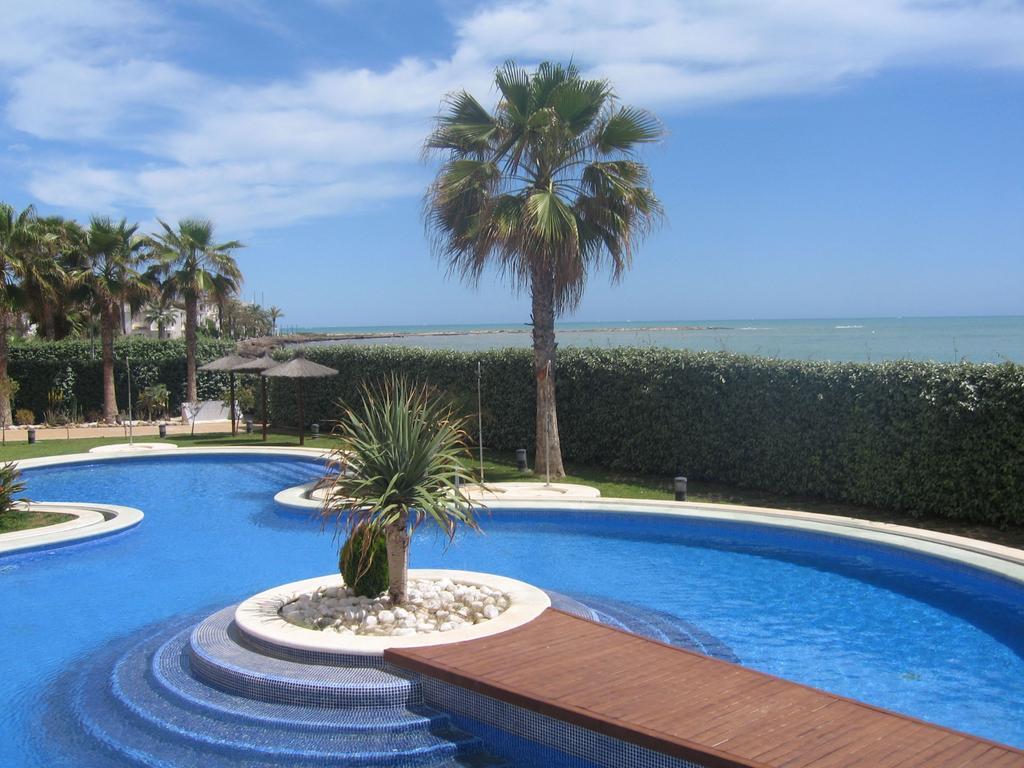 Apartamentos Punta Cormoran La Manga del Mar Menor Luaran gambar